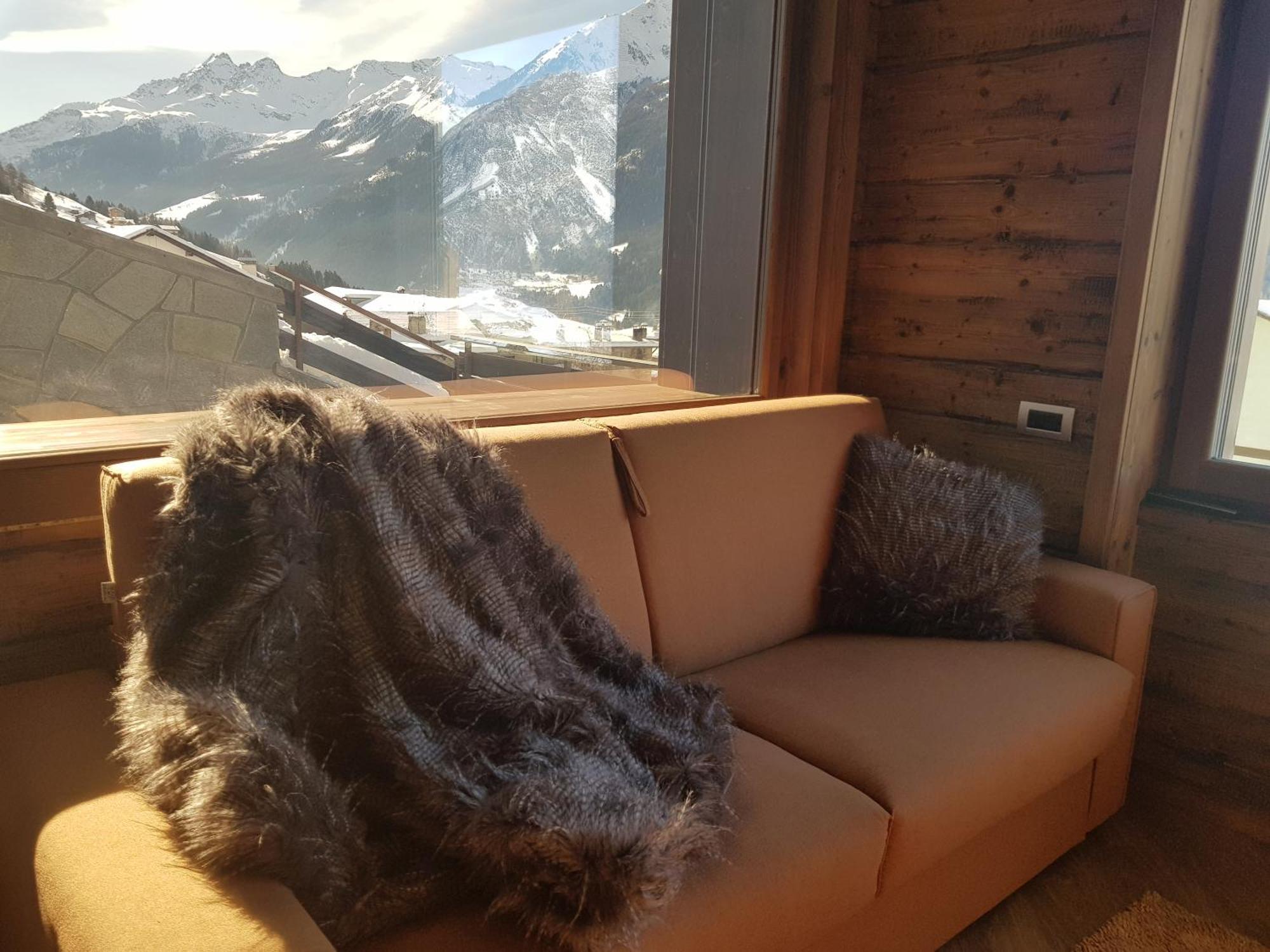 Best House Snc Di Elisa Baroni E Beatrice Dei Cas Bormio Exterior photo